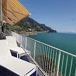 Villa Nel Blu Dipinto Di Blu *