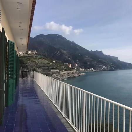 别墅 Nel Blu Dipinto Di Blu 拉维罗