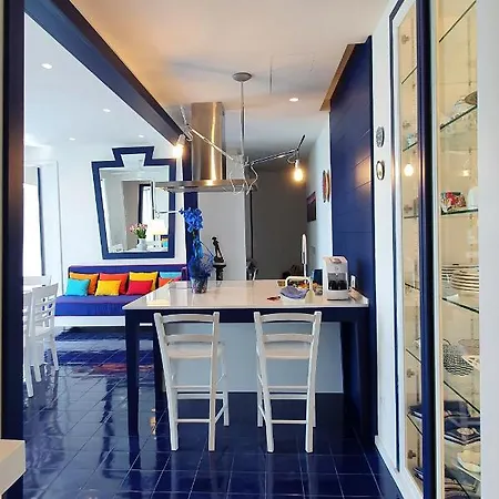 Nel Blu Dipinto Di Blu 라벨로