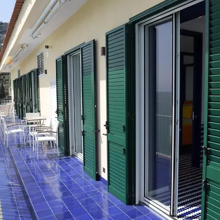 Nel Blu Dipinto Di Blu Ravello