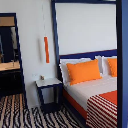 Nel Blu Dipinto Di Blu * Ravello