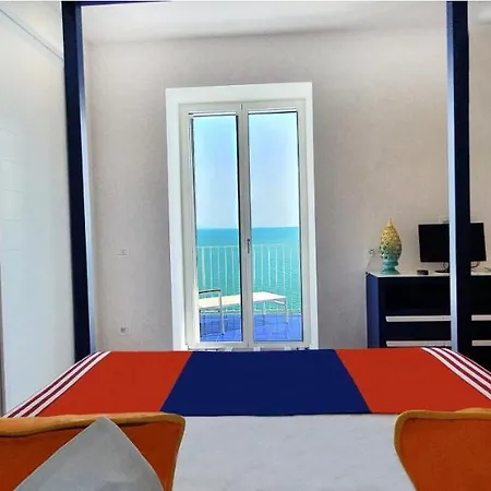 Nel Blu Dipinto Di Blu *