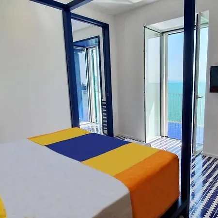 Nel Blu Dipinto Di Blu Ravello