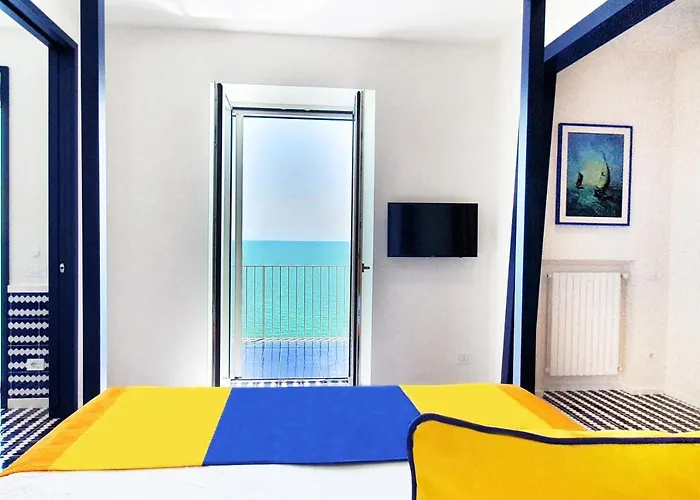 Villa Nel Blu Dipinto Di Blu *